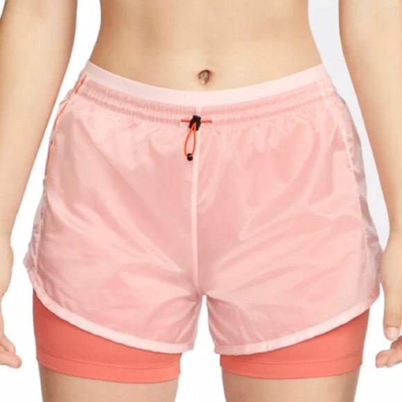 Nike Pants - NIKE Women's Icon Clash Tempo Luxe Mid-Rise Running Shorts